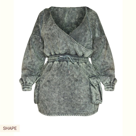 Pretty Little‎ Thing Shape Khaki Oversized Hoodie Dress size 14 NWT - Picture 2 of 6